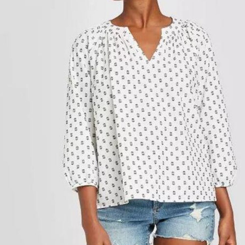 Universal Thread Tunic Top